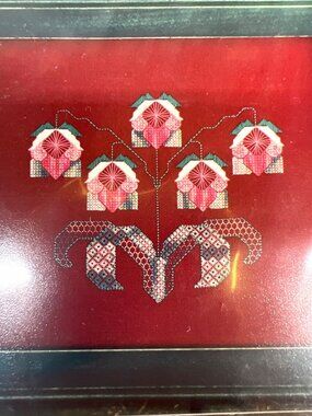 Threadneedle Thistle Simply Old-Fashioned Cross Stitch Pattern